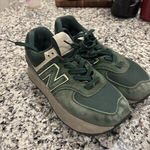 New Balance 574 Legacy ‘Green’ Men’s Size 9.5 Pre-owned Sneakers